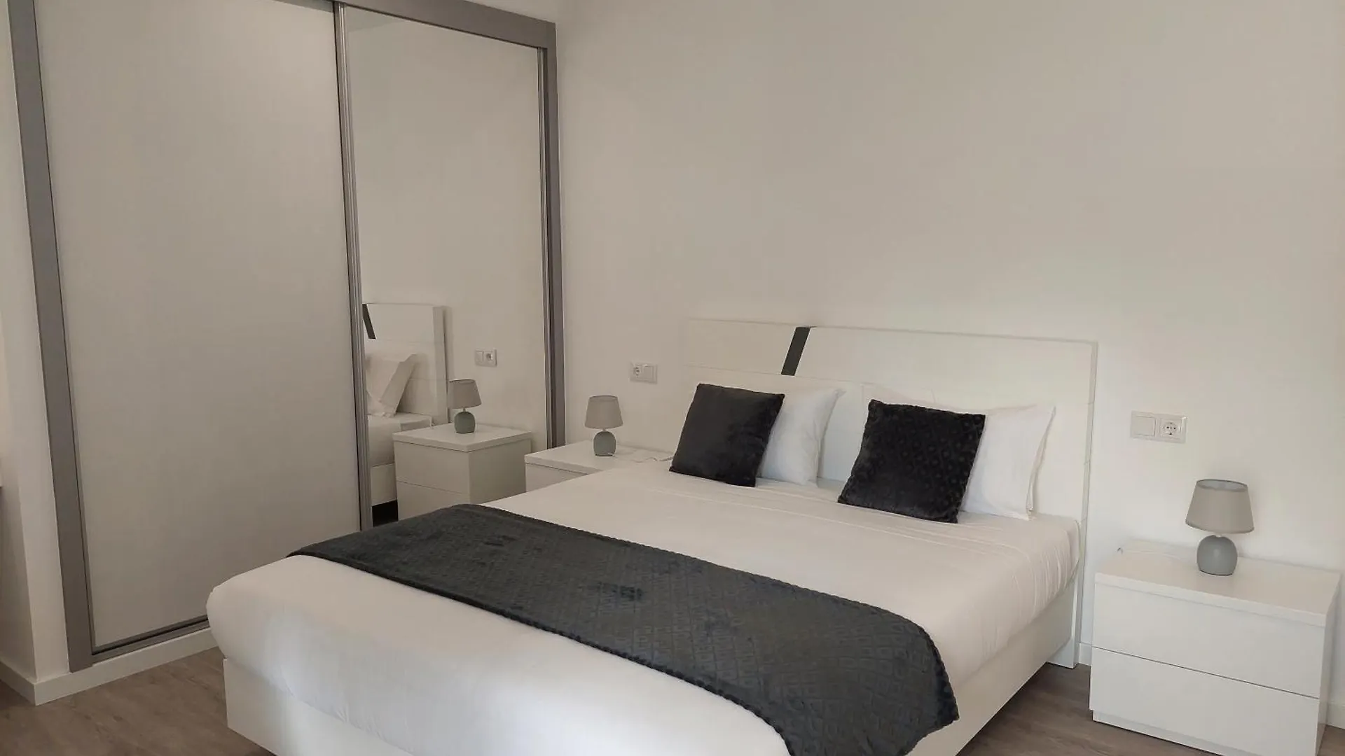 Apartment Til Funchal  0*, Funchal (Madeira) Portugal