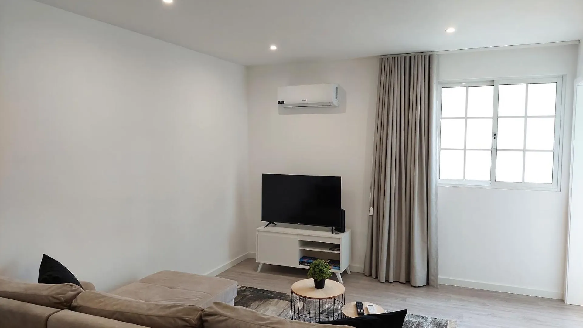 Apartment Til Funchal  Portugal